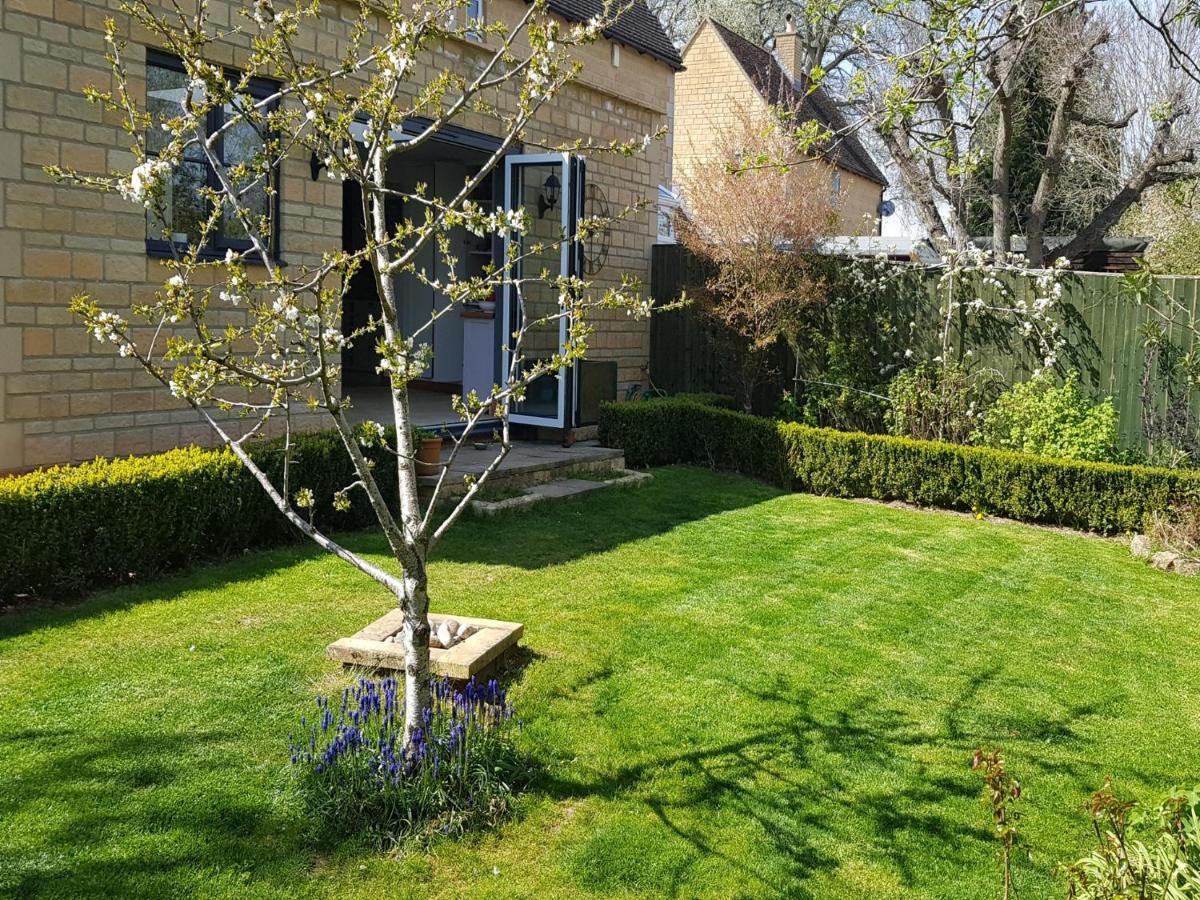 Rosemead Villa Moreton-in-Marsh Exterior photo